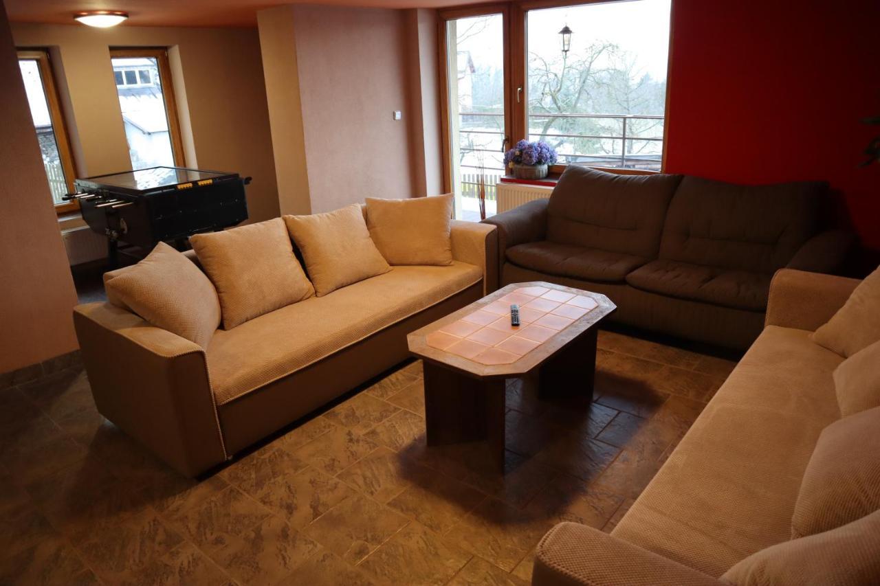 Villa Prazdninovy Dum Jirkov Zelezny Brod Esterno foto